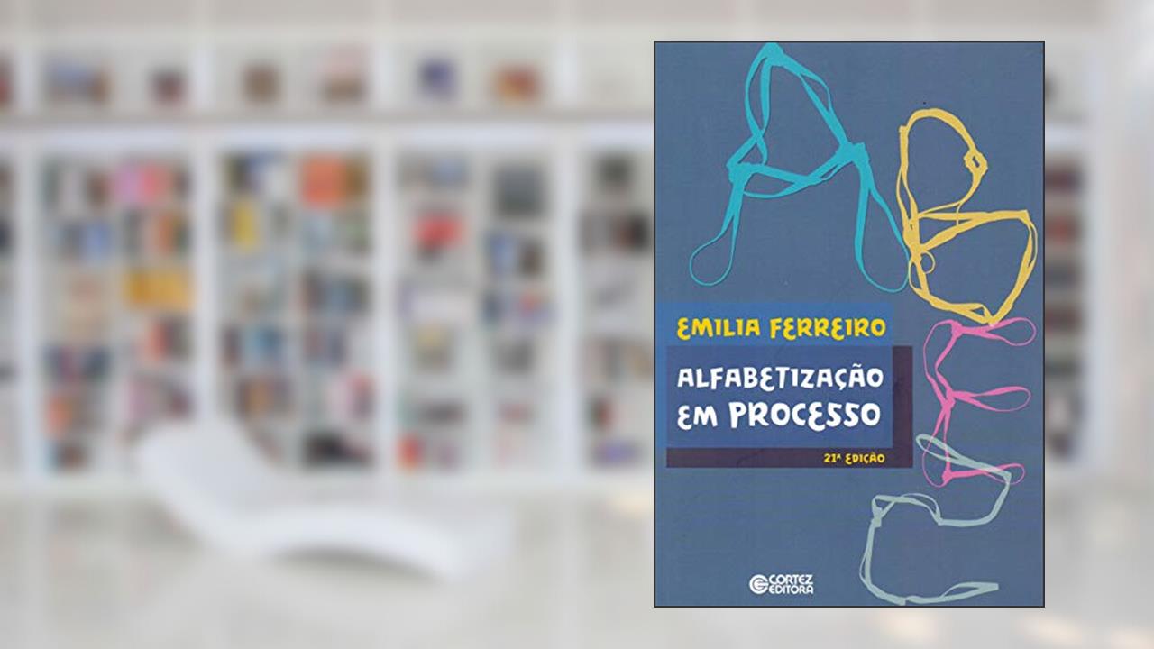 Capa de Alfabetização em processo, do autor Emilia Ferreiro